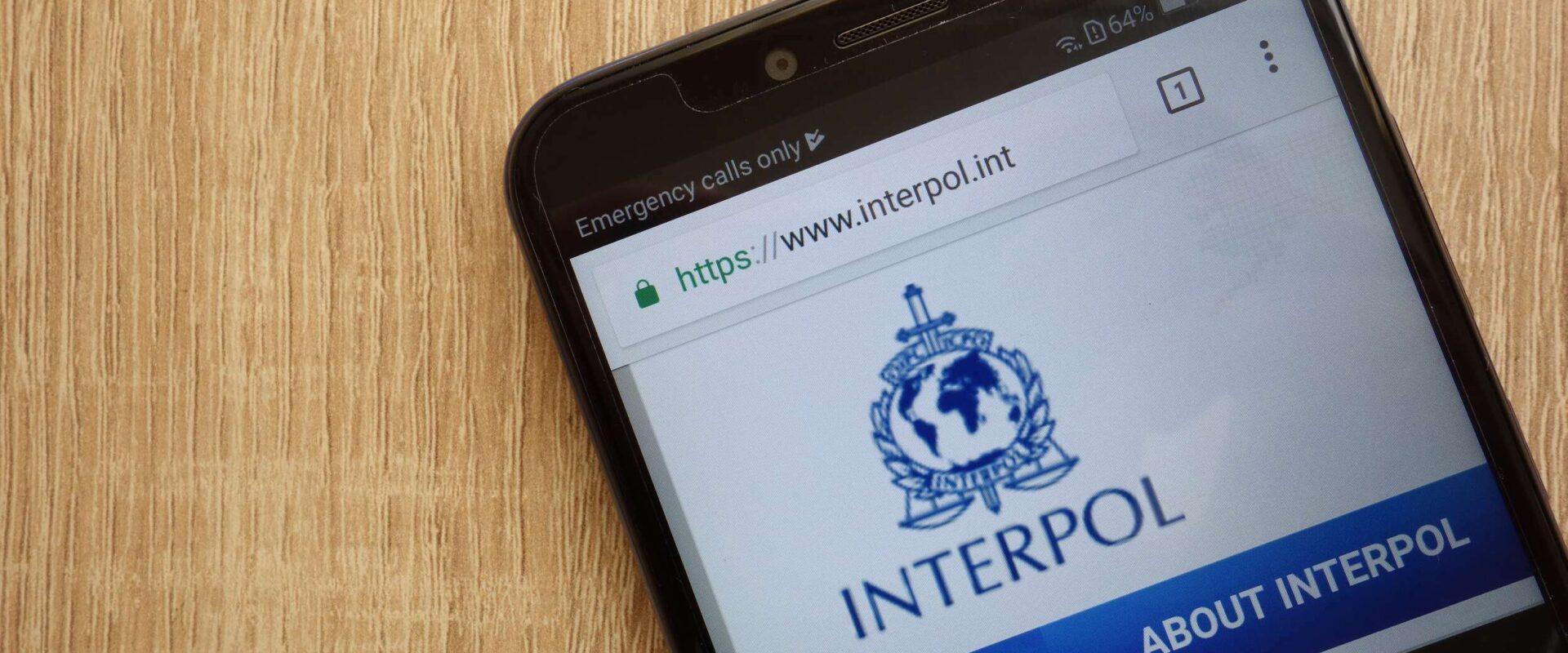 interpol cellulare 2500x1667 2500x1667 2500x1667