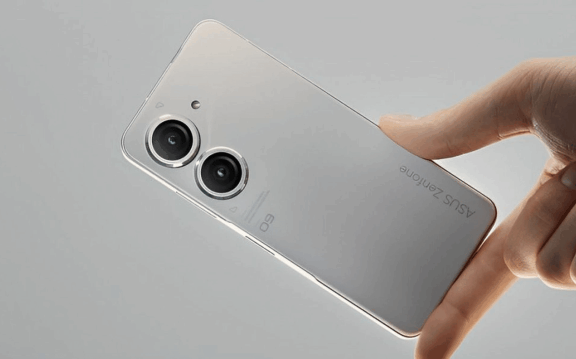 ASUS svela involontariamente il prezzo di Zenfone 10 ASUS svela involontariamente il prezzo di Zenfone 10