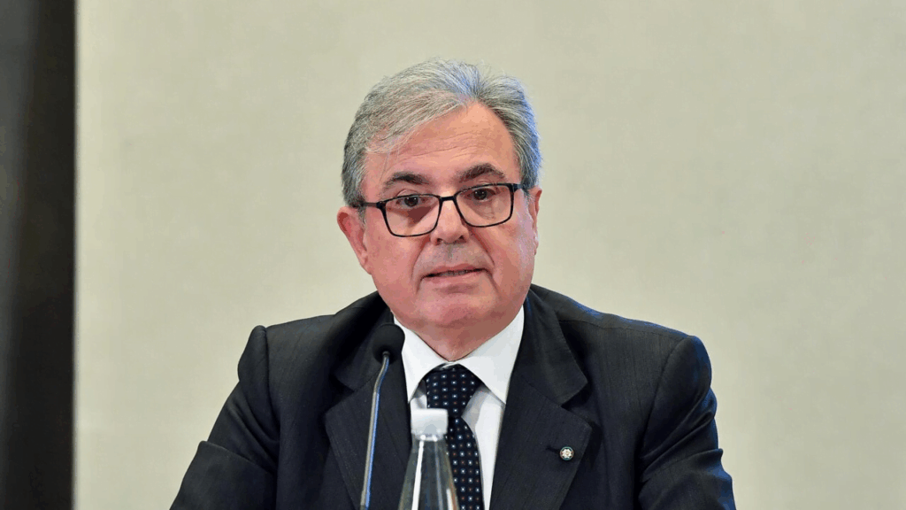 Nuovo regolamento Cloud per la PA entra in vigore 10 Bruno Frattasi