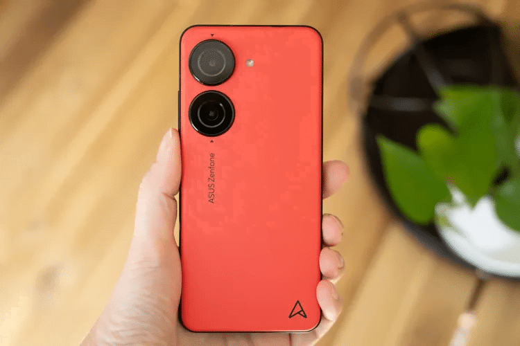 ASUS Zenfone 10: un concentrato di potenza in un formato compatto 6 image 819