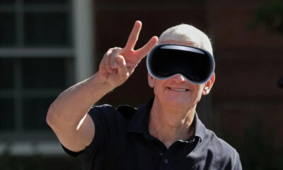 Tim Cook e il Vision Pro di Apple