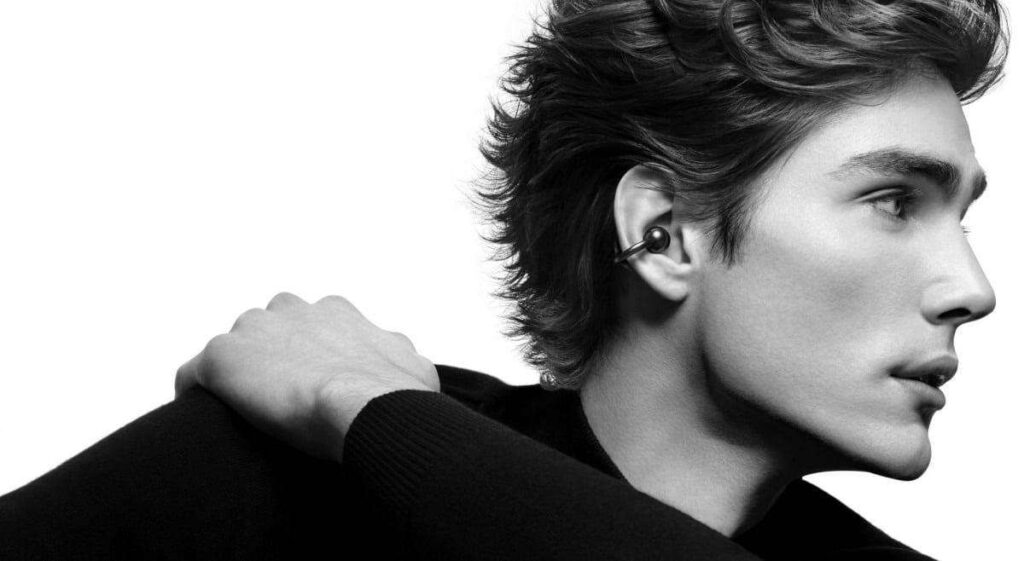 Huawei annuncia FreeClip e lancia MatePad Pro 13.2" 2 Huawei FreeClip