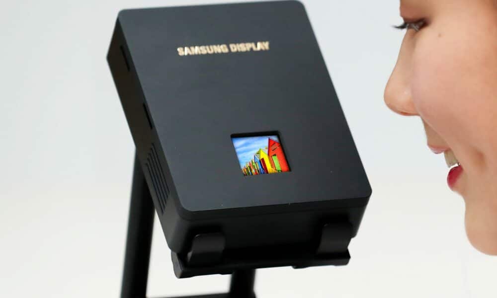 Samsung visore XR oledos