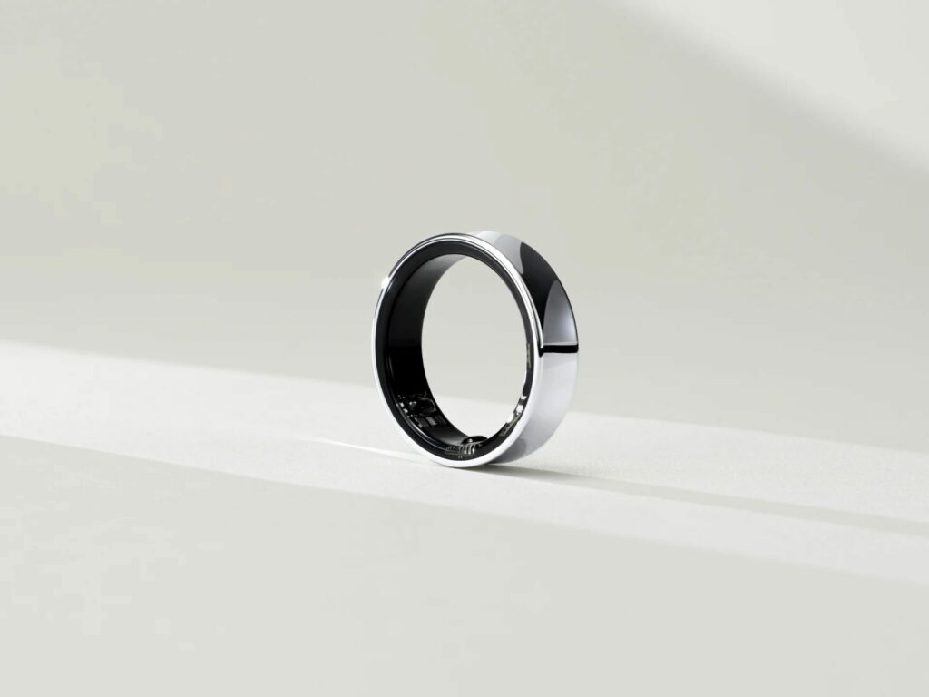 Samsung: Galaxy Ring, aggiornamenti di sicurezza e novità sui Chip 6 Samsung Galaxy Ring