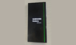 Samsung aggiorna Galaxy S24, Z Fold 6 e serie A mentre emergono problemi display su S23 15 Galaxy s24 ultra problemi display riga verde
