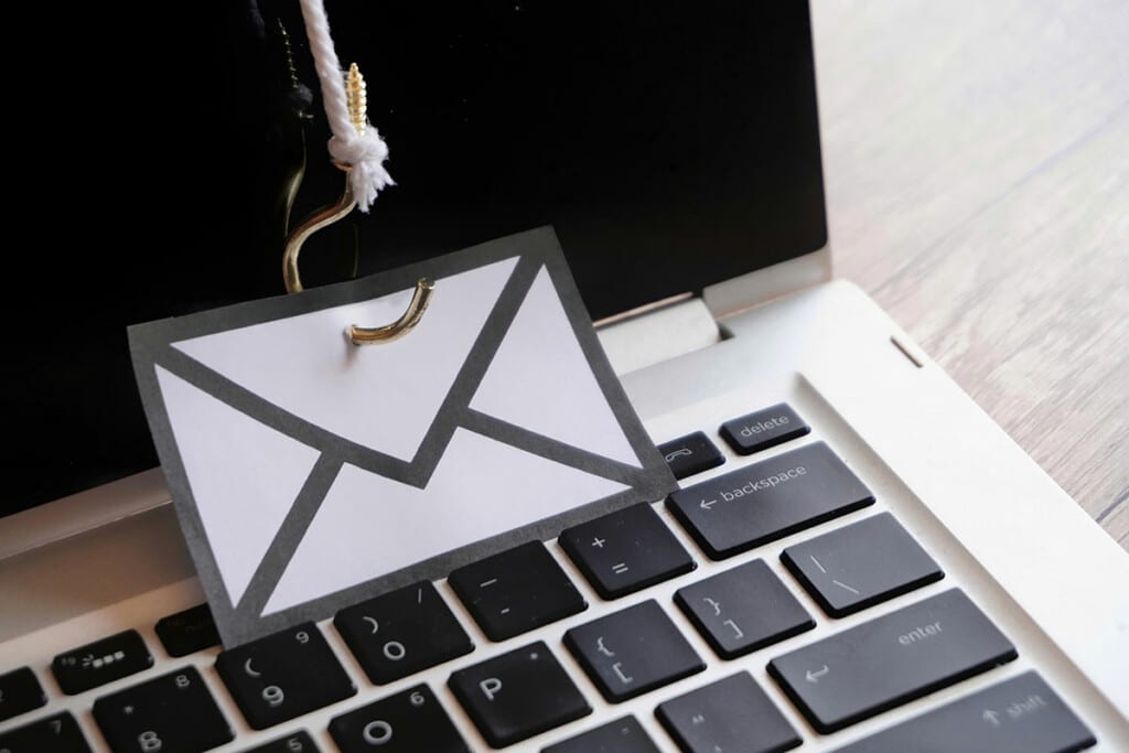 Cina: Starlink per rilevare velivoli stealth e phishing contro NASA e Difesa USA 6 phishing