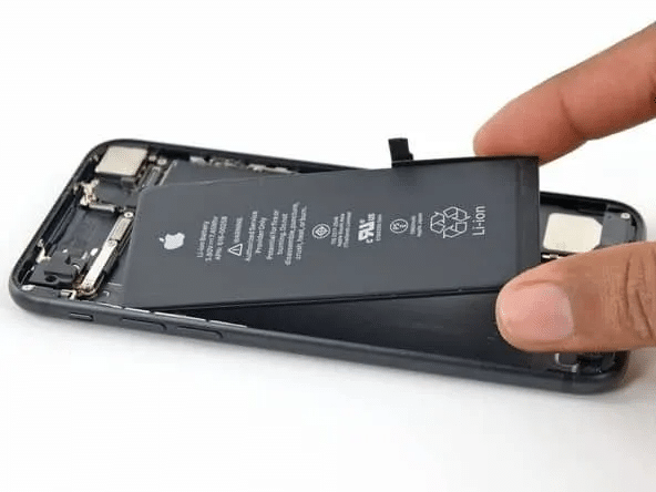 Apple: novità batterie, maggiore densità e pagamenti del VisionOS 6 image 12