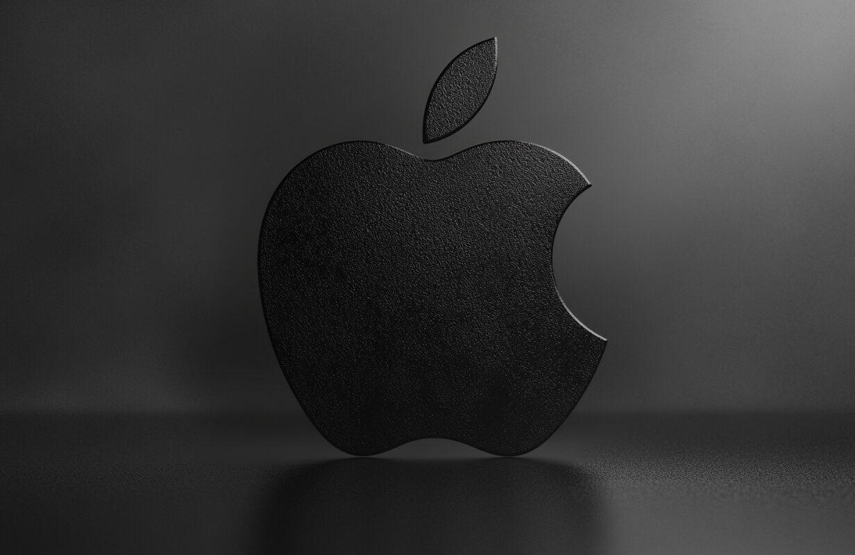 aldebaran33 apple logo in deep black ar 43 5476df73 2b9e 4e64 9464 d8a41ad829df 3