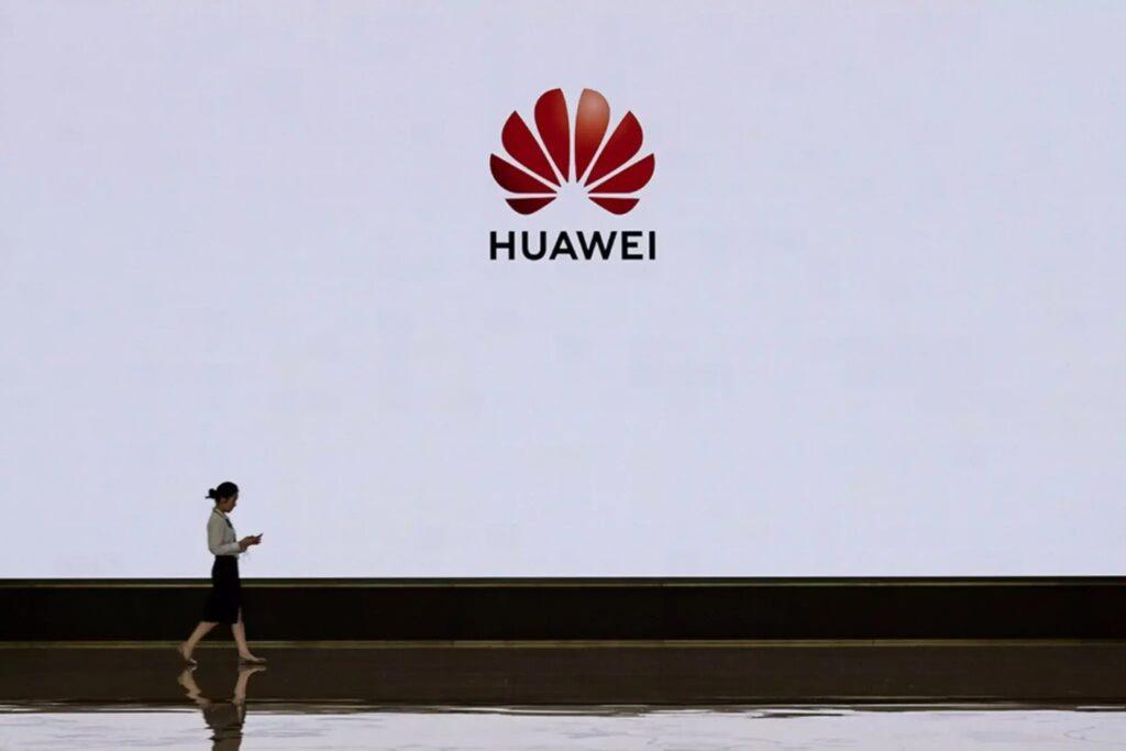 Huawei: Innovazione nei Wearable e nell'Istruzione con TruSense e il Piano "AI 100 Schools" 9 image 245 6