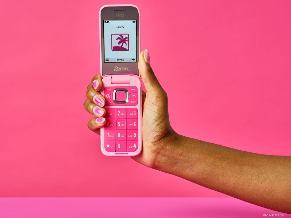 HMD Barbie Flip Phone: design retrò 6 image 254