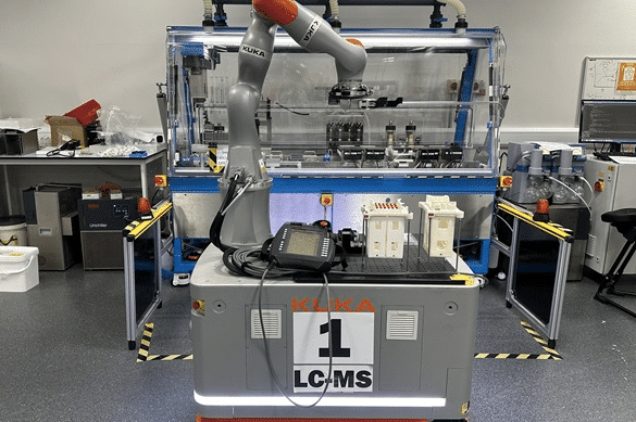 Robot mobili con AI rivoluzionano la sintesi chimica 6 image 144