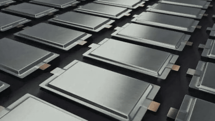 La batteria del futuro mantiene il 99% di capacità dopo 10.000 cicli di ricarica 7 innovativa batteria allo stato solido a base di alluminio