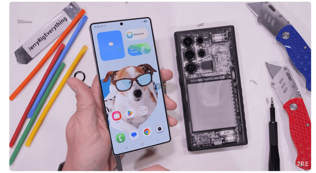 Galaxy S25 e S26 Ultra: possibile cambiamento rivoluzionario 2 Galaxy S25 Ultra teardown