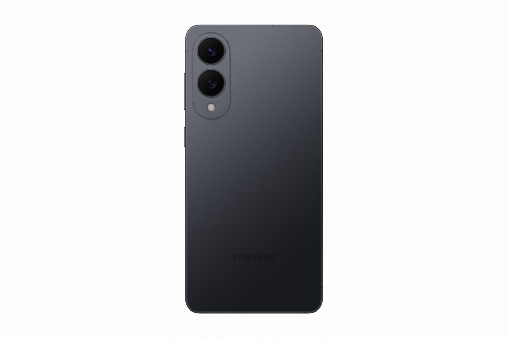 Galaxy S25 Edge: potenza ultracompatta, design in titanio e aggiornamenti per 7 anni 11 Galaxy S25 Edge
