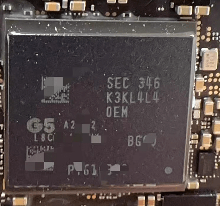 Pixel 10: prototipo in vendita conferma teleobiettivo, Tensor G5 e design affinato 8 image 147