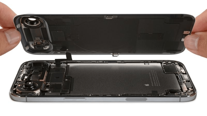 iPhone 17 smontato: batteria batte S25 e funzioni avanzate con Dual Capture Video 7 image 381