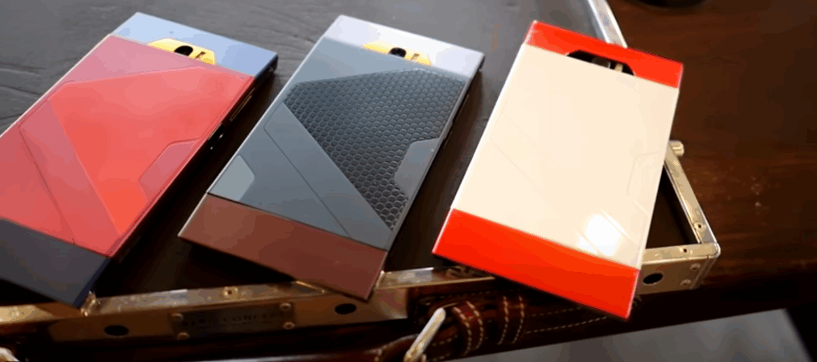 Nothing e Mrwhosetheboss