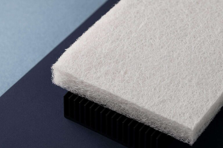 Nuova tecnologia UCSD contro surriscaldamento AI