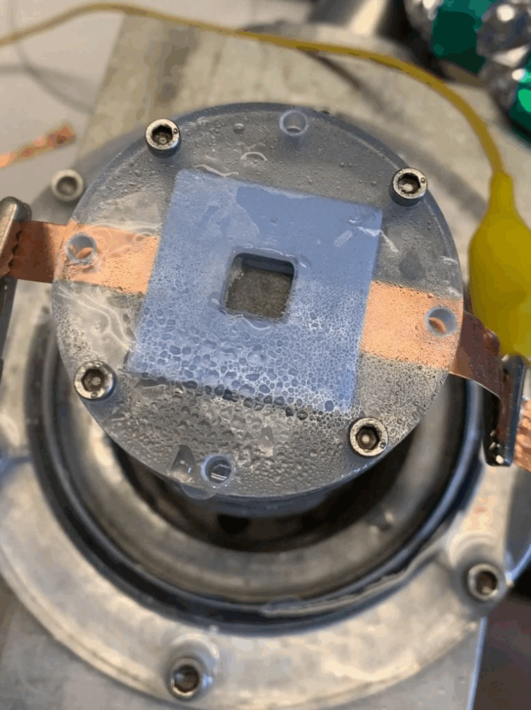 Nuova tecnologia di raffreddamento passivo contro surriscaldamento AI 7 image 183