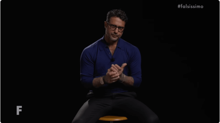 Fabrizio corona falsissimo