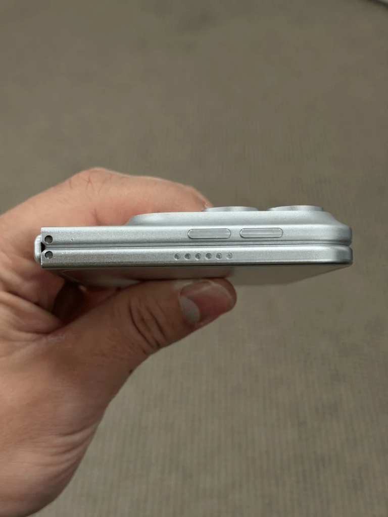 iPhone Ultra
