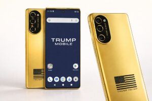 Trump T1 Phone: sito rinnovato e nuovi render in oro, ma lo smartphone resta un "fantasma" da 54 milioni di euro 25 Trump T1 Phone: sito rinnovato e nuovi render in oro, ma lo smartphone resta un “fantasma” da 54 milioni di euro