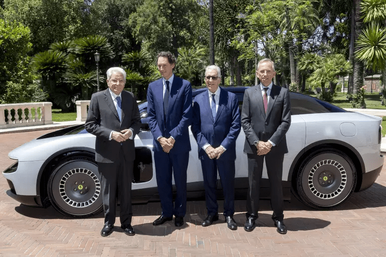 Ferrari Luce, il cavallino elettrico "woke" che piace alla Google Mafia 9 image 713