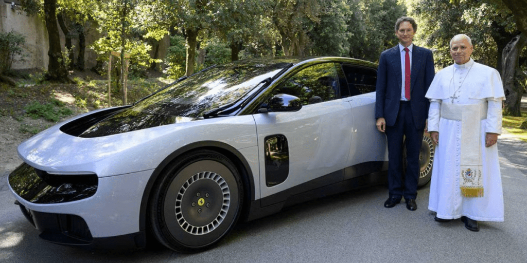 Ferrari Luce, il cavallino elettrico "woke" che piace alla Google Mafia 10 image 714