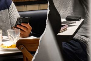 Galaxy Z Fold 8 Wide cambia forma, Samsung sfida i pieghevoli cinesi con un display più largo 14 Galaxy Z Fold 8 Wide cambia forma, Samsung sfida i pieghevoli cinesi con un display più largo