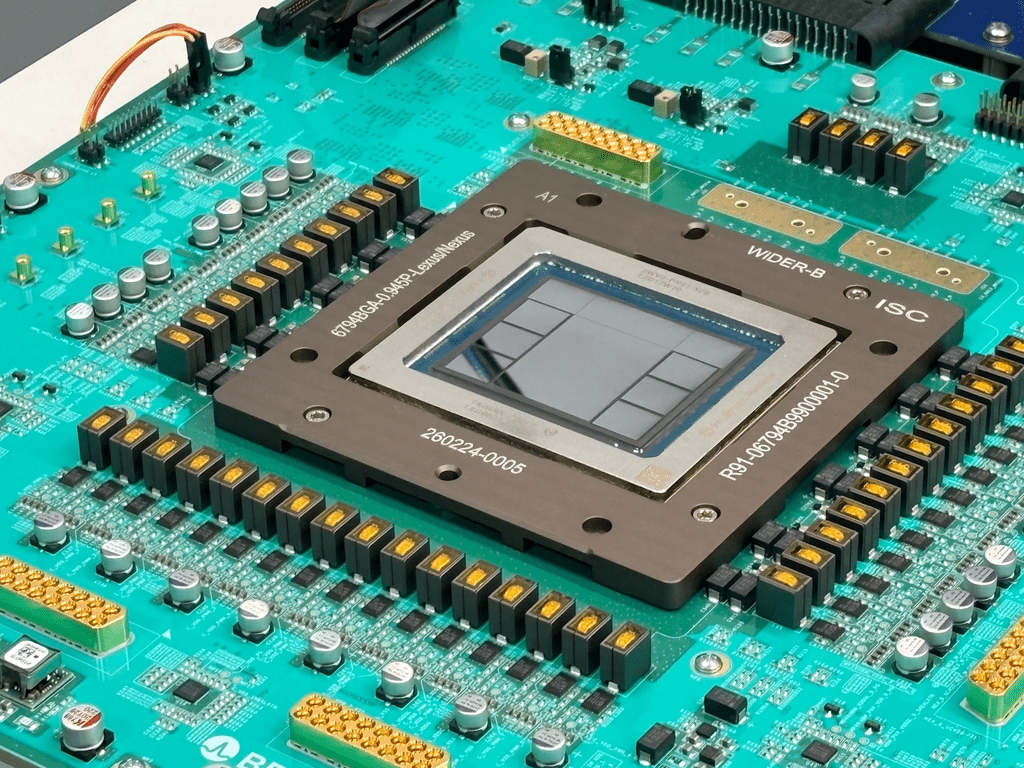 OpenAI rompe il fronte Nvidia: Jalapeño apre la guerra dei chip agentici 3 image 617