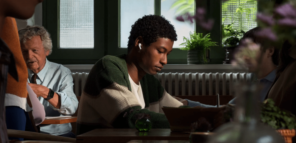AirPods 5 ufficiali: ANC più efficace del 50% e audio a latenza ridotta 2 Screenshot 2026 09 09 193132
