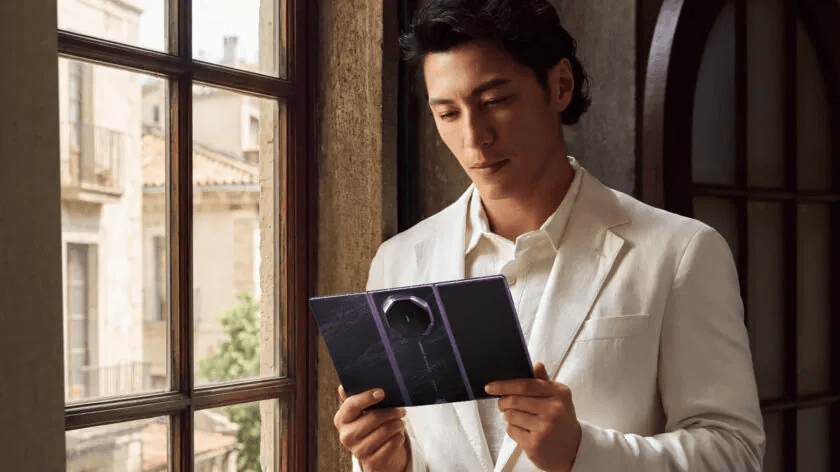 Huawei Mate XT 2 ufficiale: Kirin 9050 Pro e tri-fold da 10,2 pollici 5 image 245