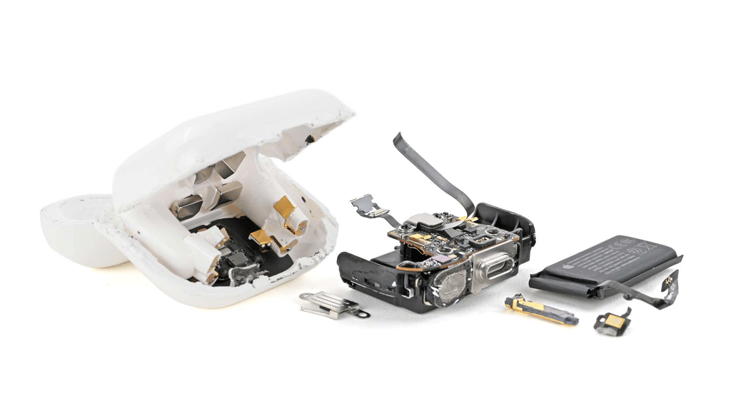 AirPods 5 rompono il tabù Apple: batteria sostituibile ma case ancora usa e getta 5 image 996